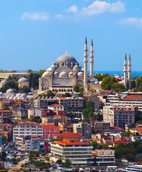 رحلة إلى اسطنبول